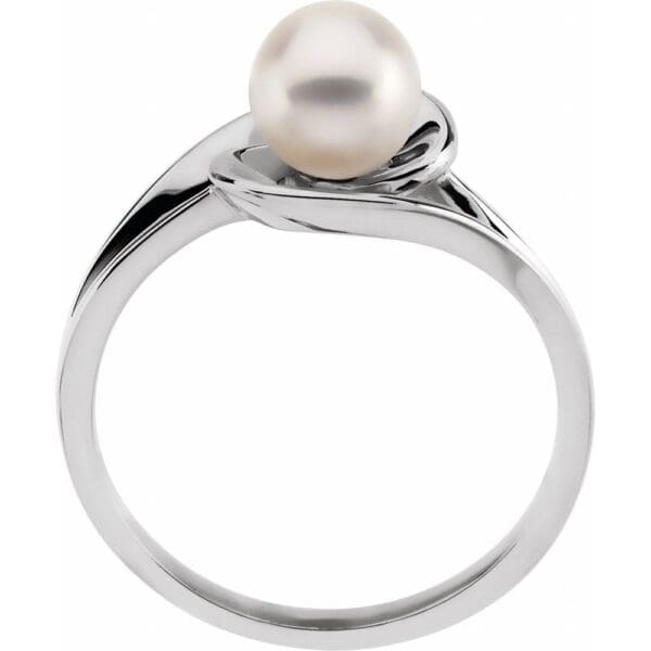 14K White Cultured White Akoya Pearl Ring - Image 4
