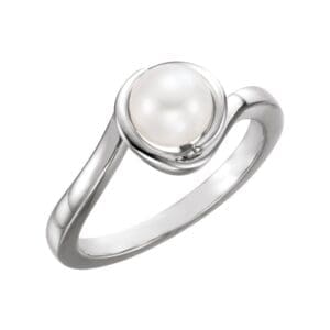 14K White Cultured White Freshwater Pearl Ring