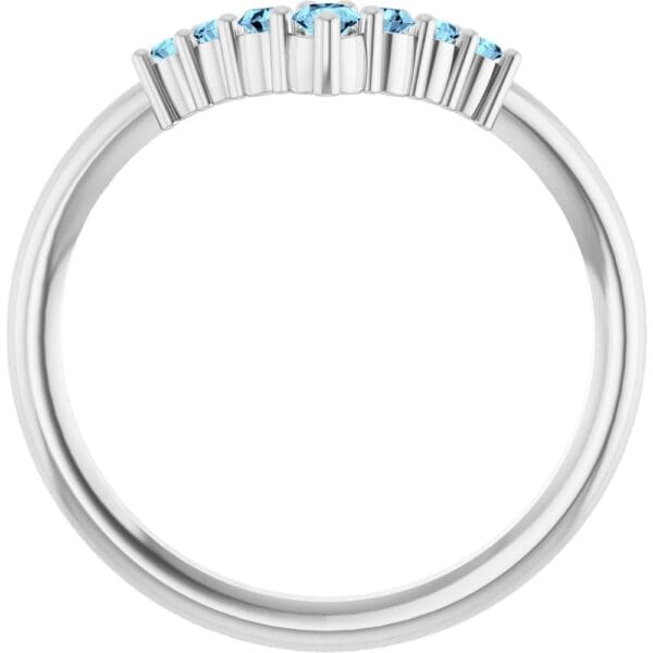 14K White Natural Aquamarine Graduated V Ring - Image 5